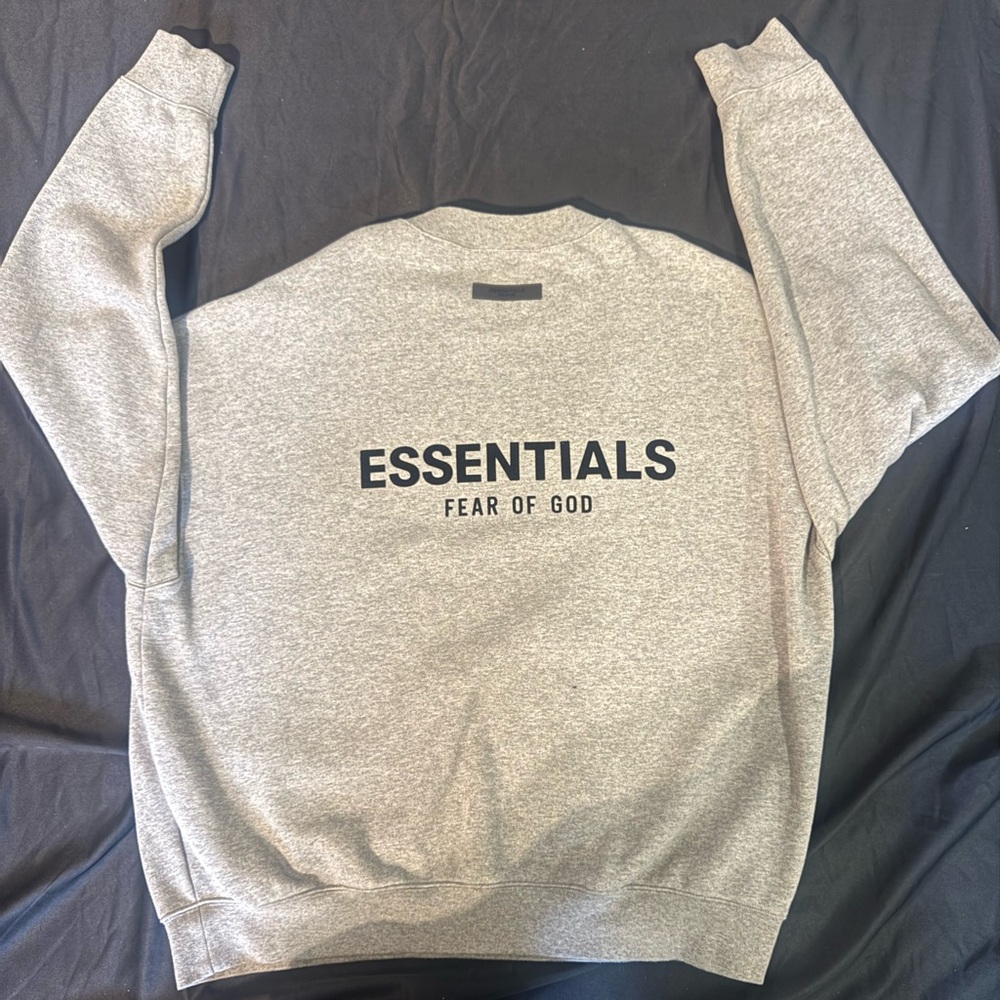 Fear of God Essentials Gray Crewneck Sweater - Picture 4 of 6